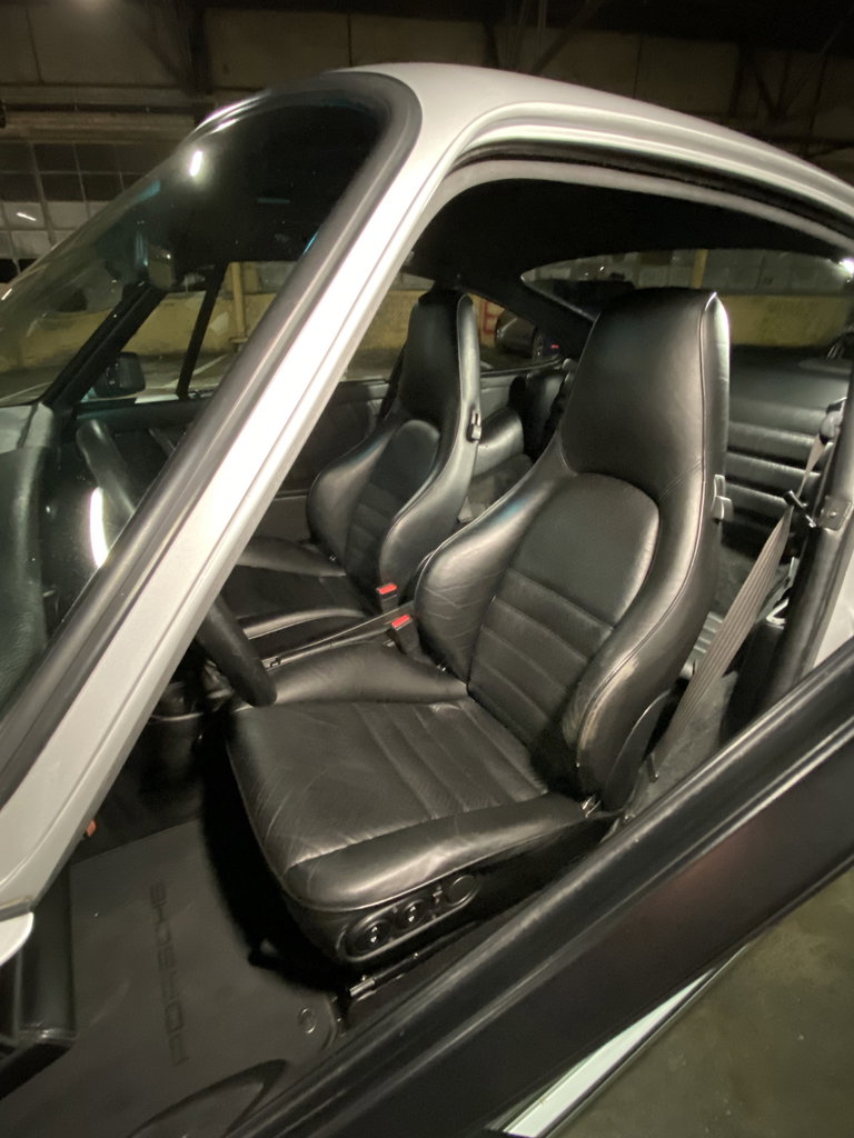 Porsche 964 Carrera 4