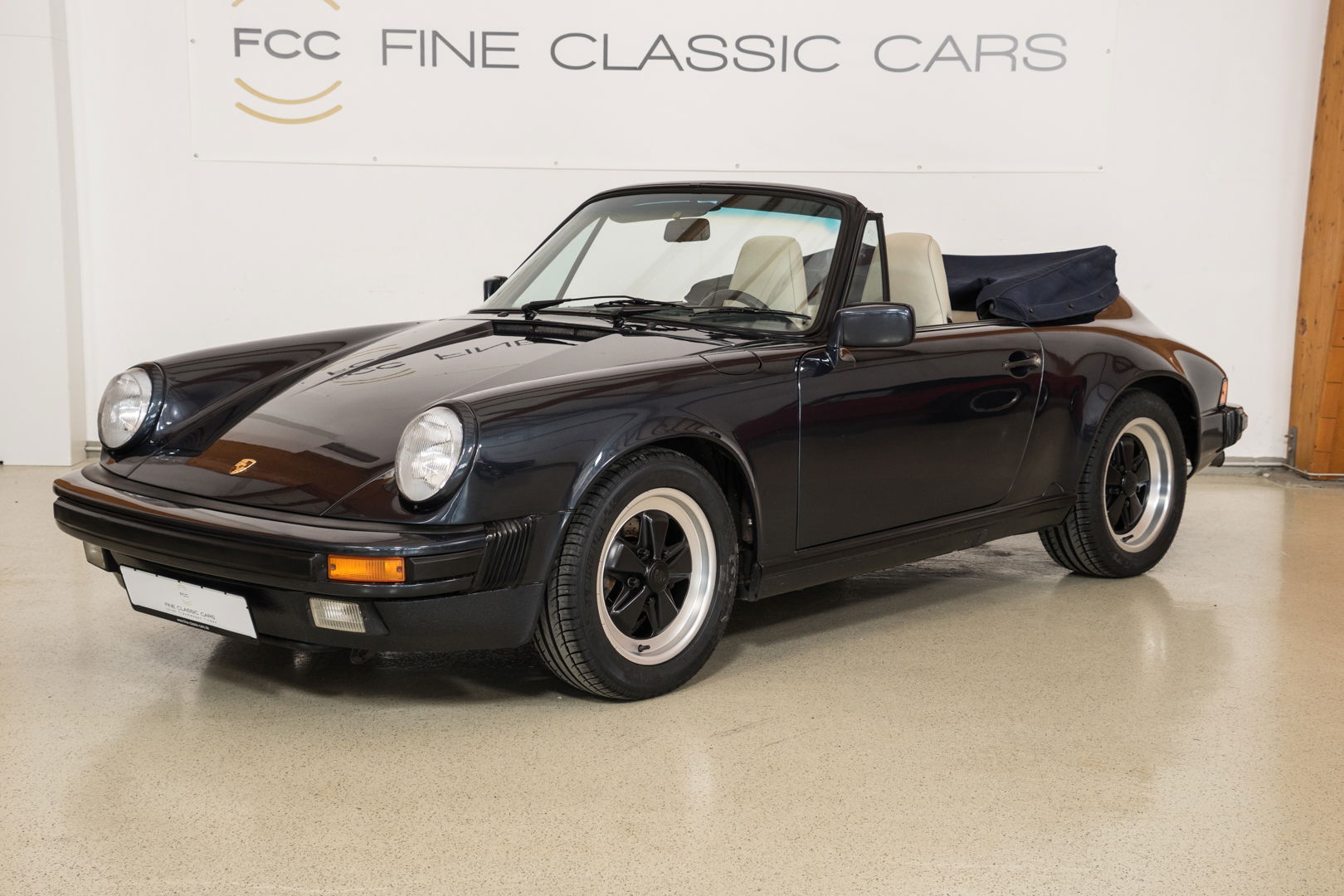 Porsche 911 Carrera 3.2