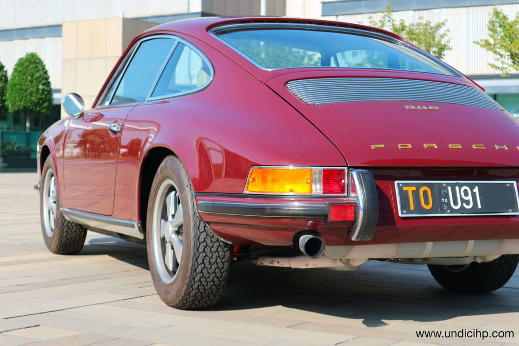 Porsche 911 S (F-Modell)