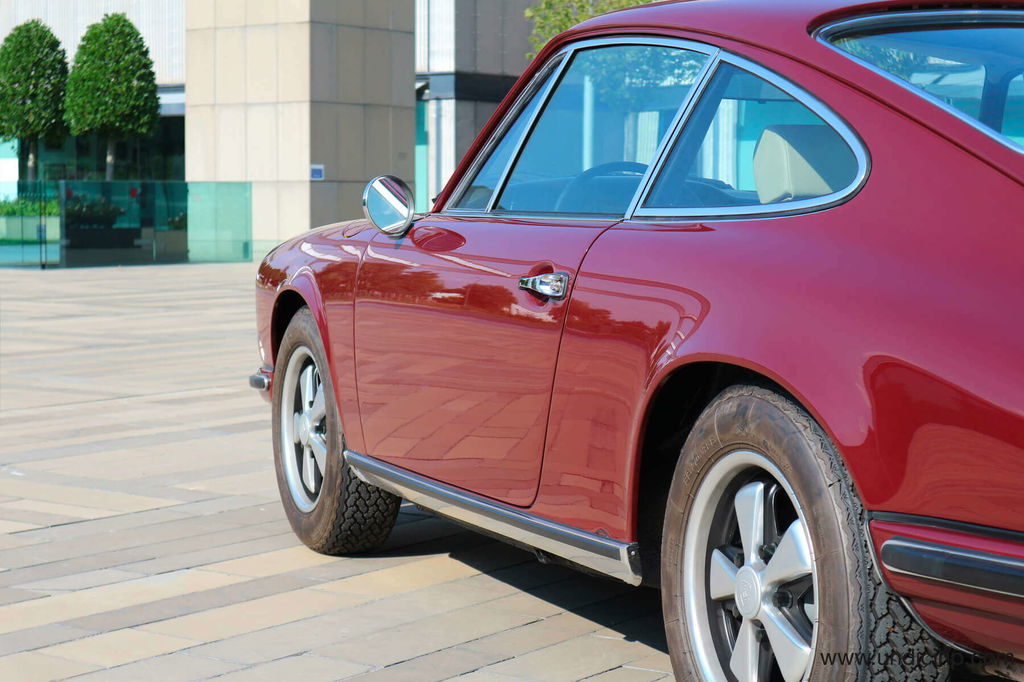 Porsche 911 S (F-Modell)