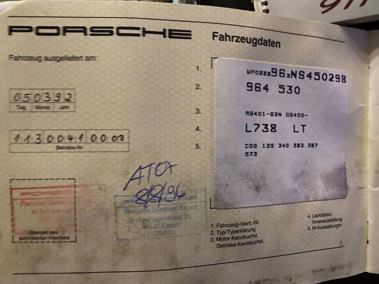 Porsche 964 Carrera 4