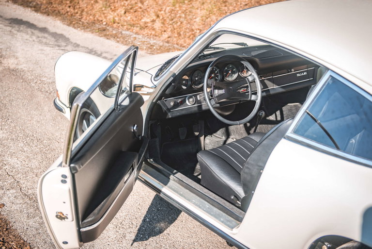 Porsche 911 E