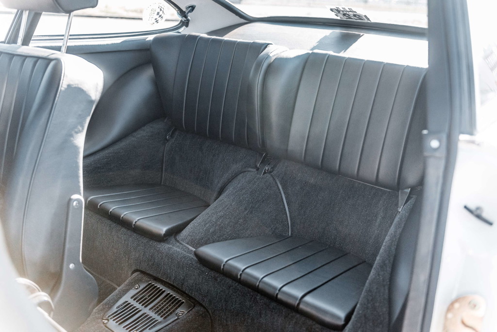 Porsche 911 E