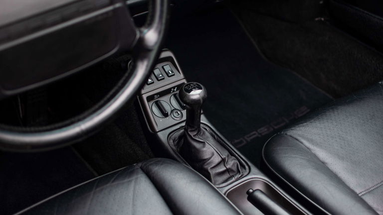 Porsche 964 Carrera 4