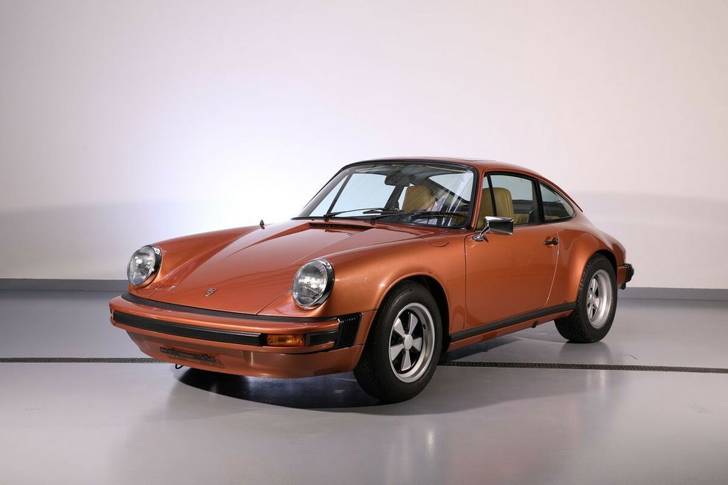 Porsche 911 Carrera 2,7