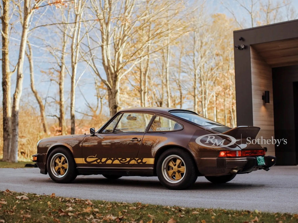 Porsche 911 Carrera (US)