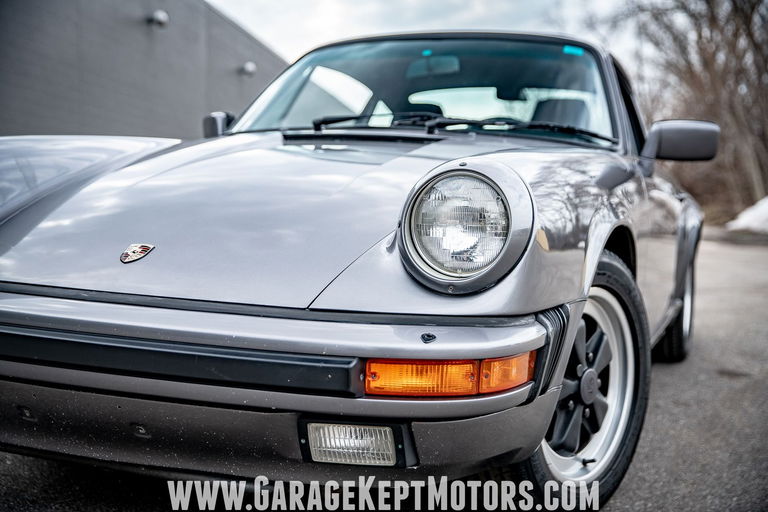 Porsche 911 Carrera 3.2 (US)