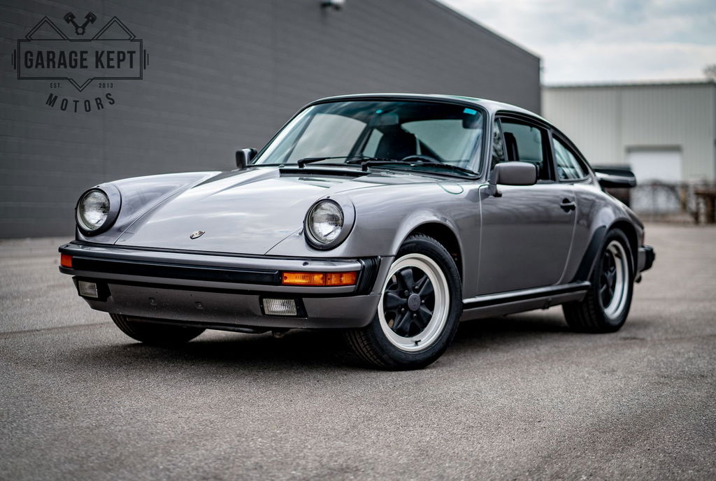 Porsche 911 Carrera 3.2 (US)