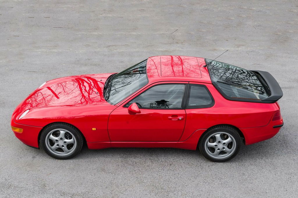 Porsche 968