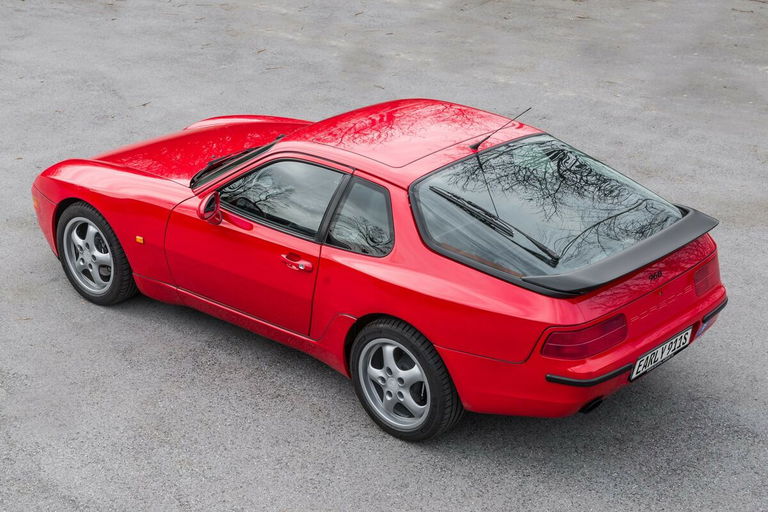 Porsche 968
