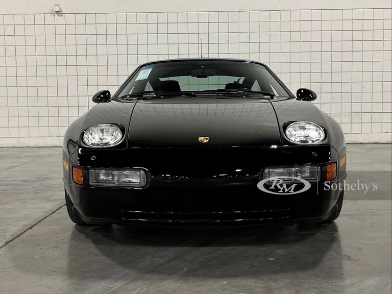 Porsche 928 GTS