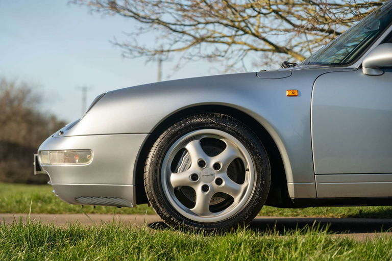 Porsche 993 Carrera 4