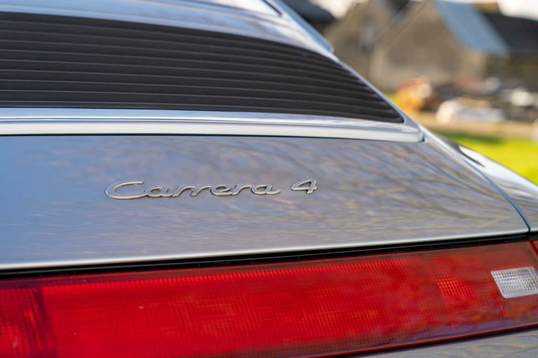 Porsche 993 Carrera 4