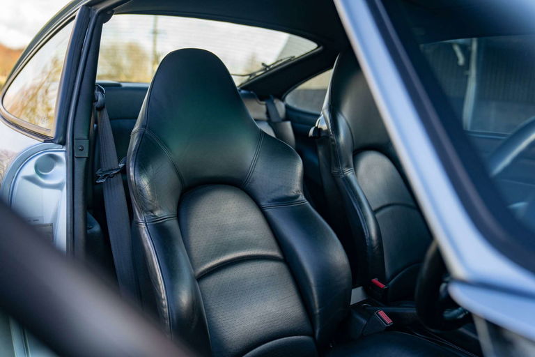 Porsche 993 Carrera 4