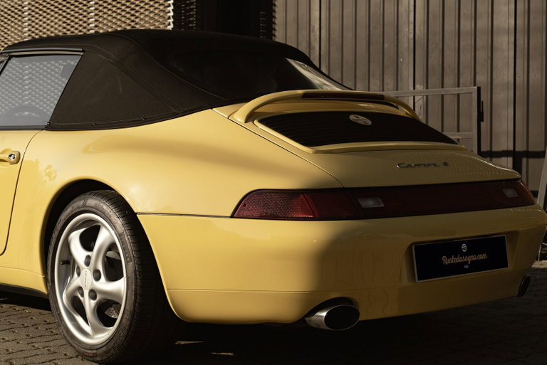 Porsche 993 Carrera 4