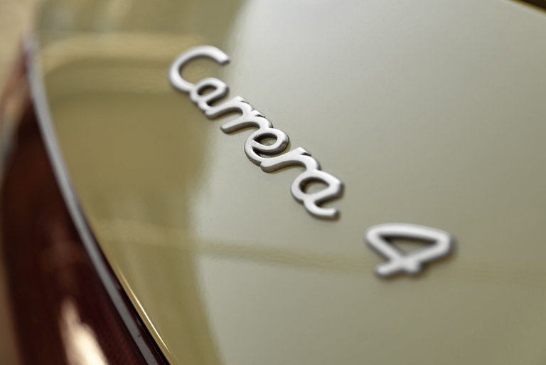 Porsche 993 Carrera 4