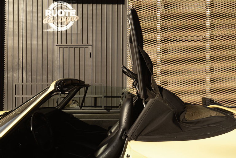 Porsche 993 Carrera 4