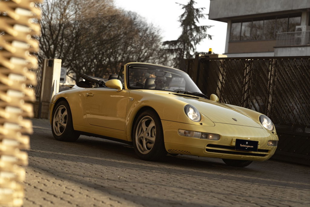 Porsche 993 Carrera 4