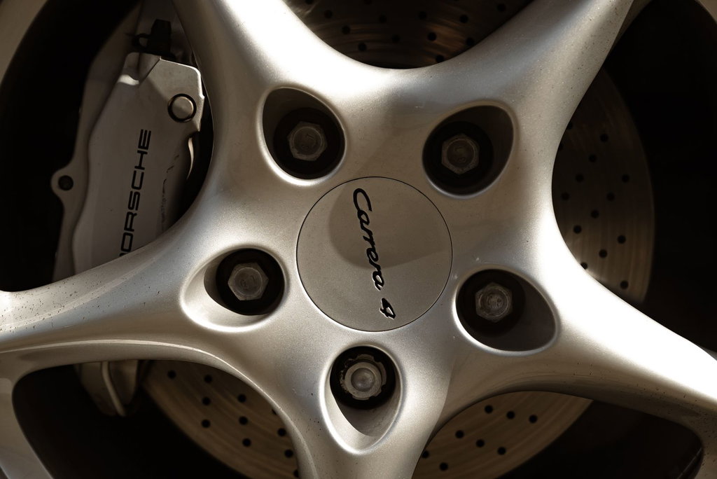 Porsche 996 Carrera 4