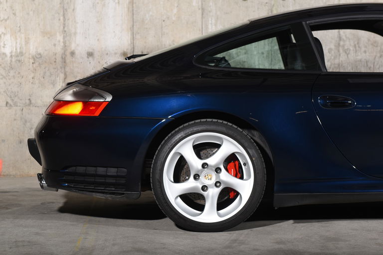 Porsche 996 Carrera 4S