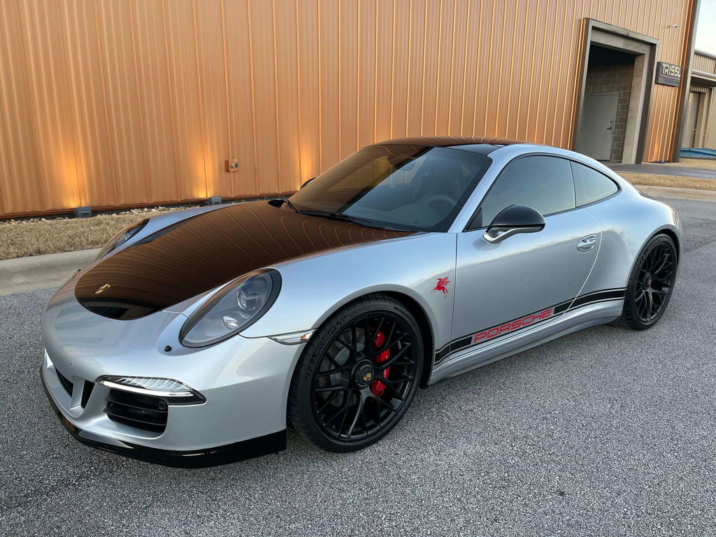 Porsche 991 Carrera GTS