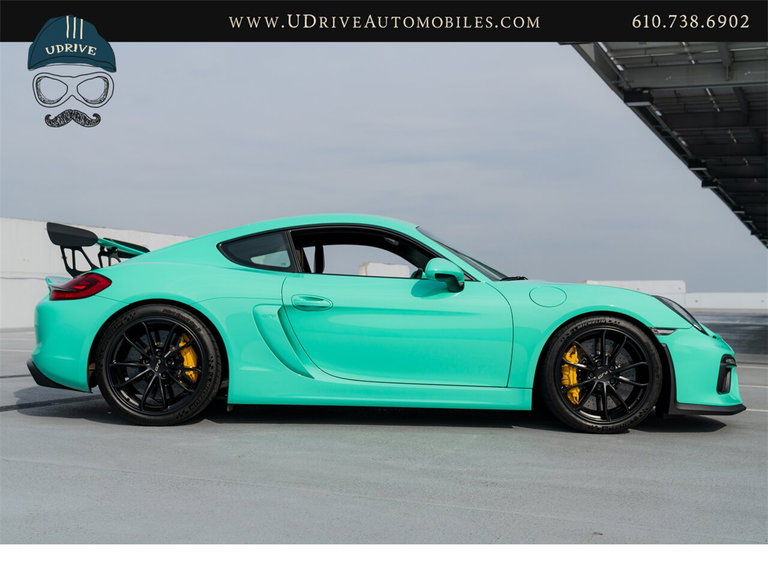 Porsche 981 Cayman GT4