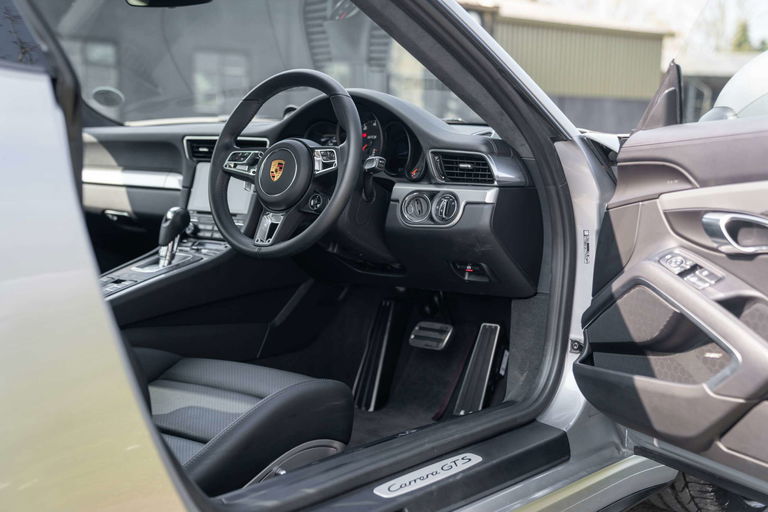 Porsche 991.2 Carrera GTS