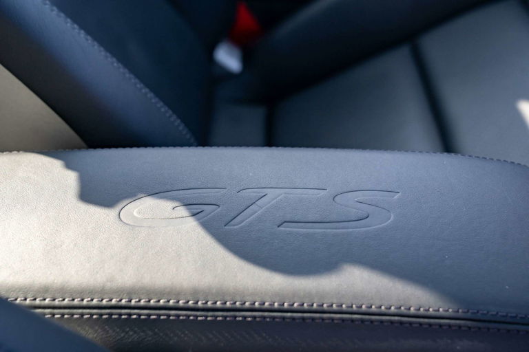 Porsche 991.2 Carrera GTS