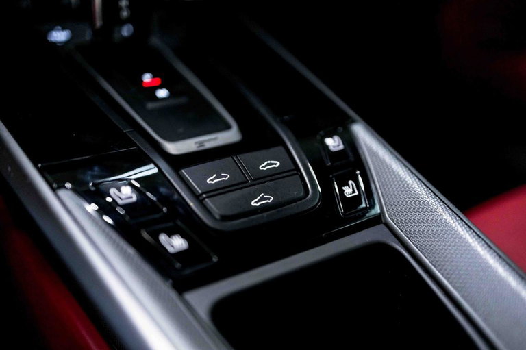 Porsche 992 Carrera S