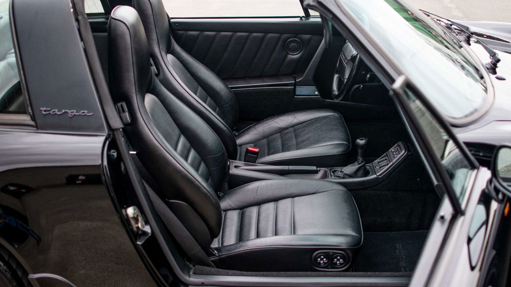 Porsche 964 Carrera 4