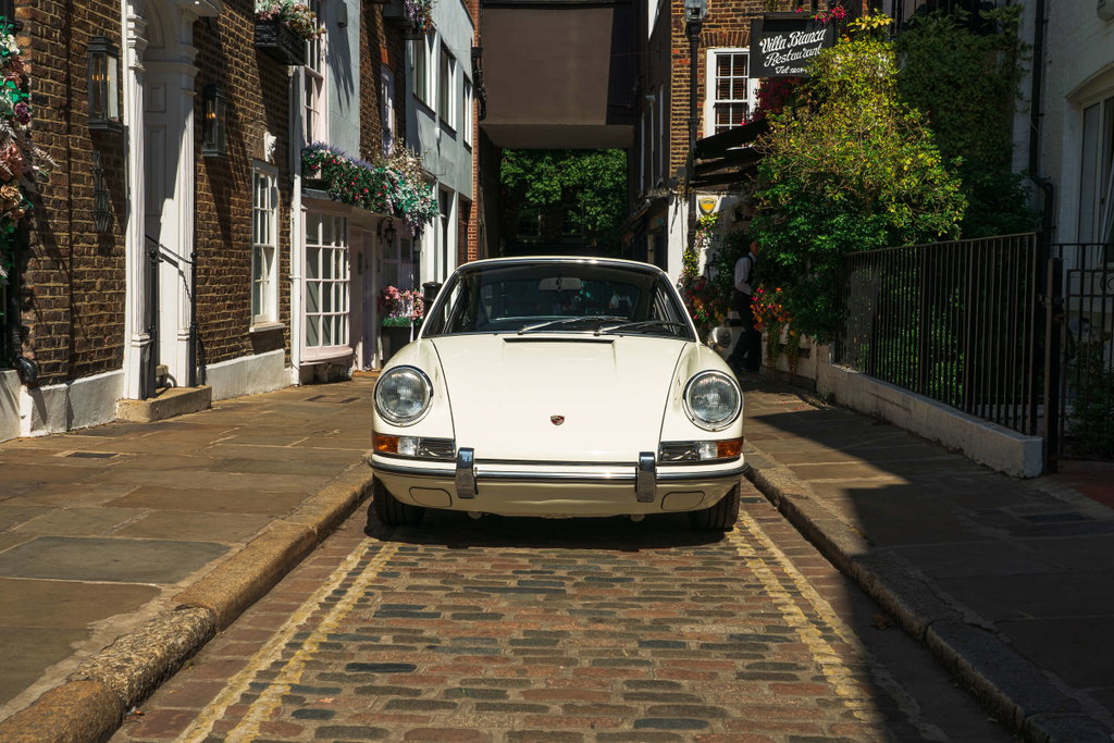 Porsche 911 T