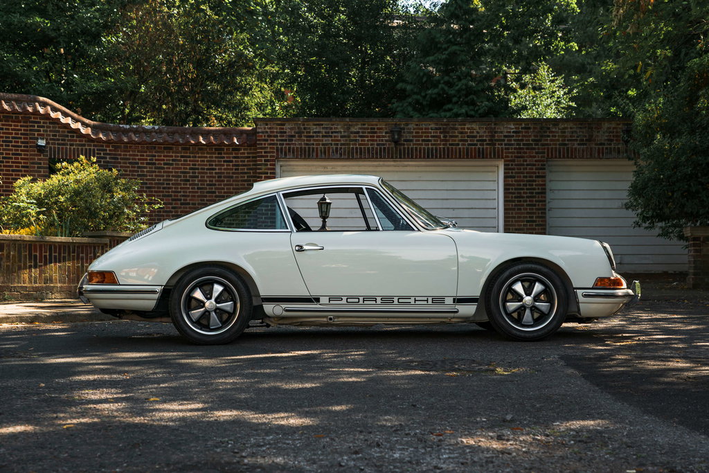 Porsche 911 T