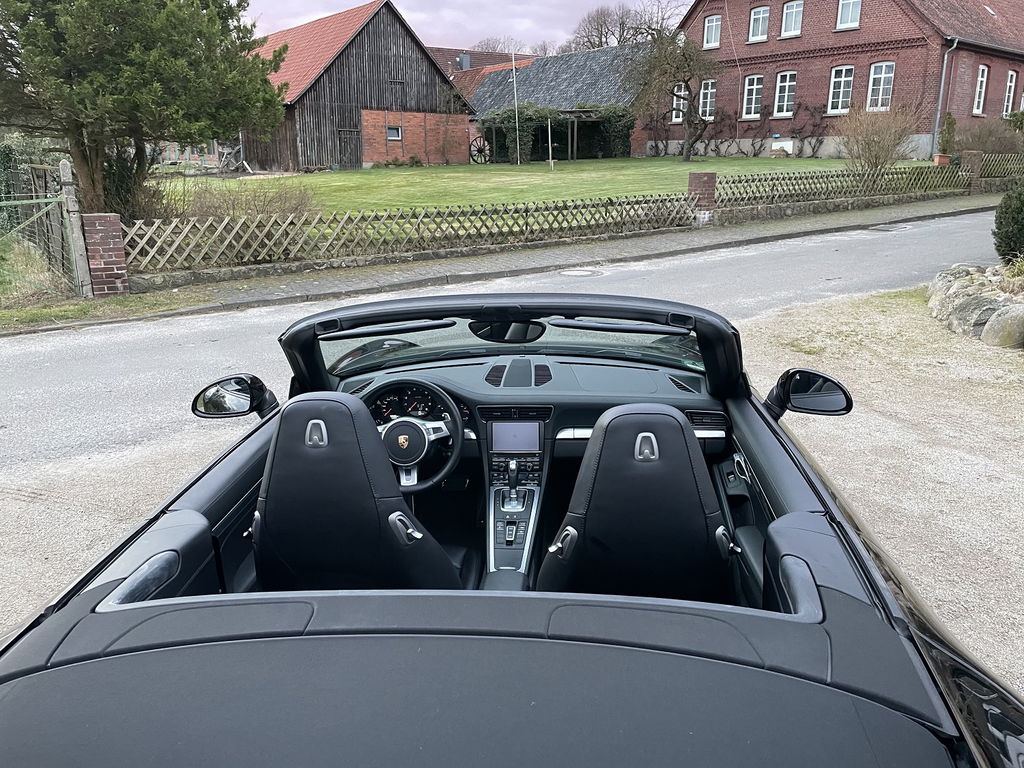 Porsche 991 Carrera Black Edition