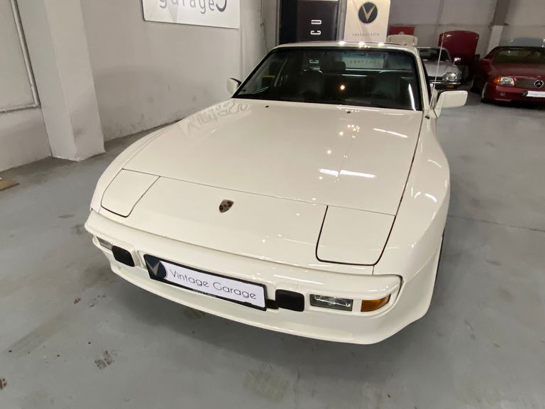 Porsche 944 Coupé