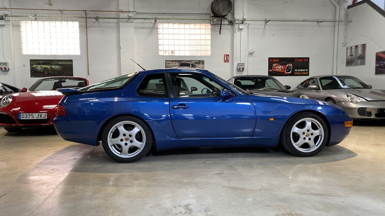 Porsche 968