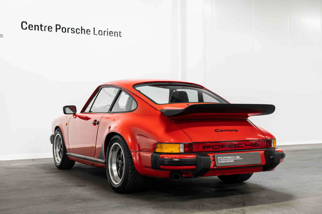 Porsche 911 Carrera 3.2