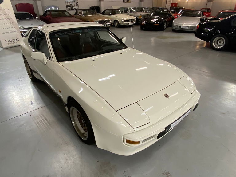 Porsche 944 Coupé