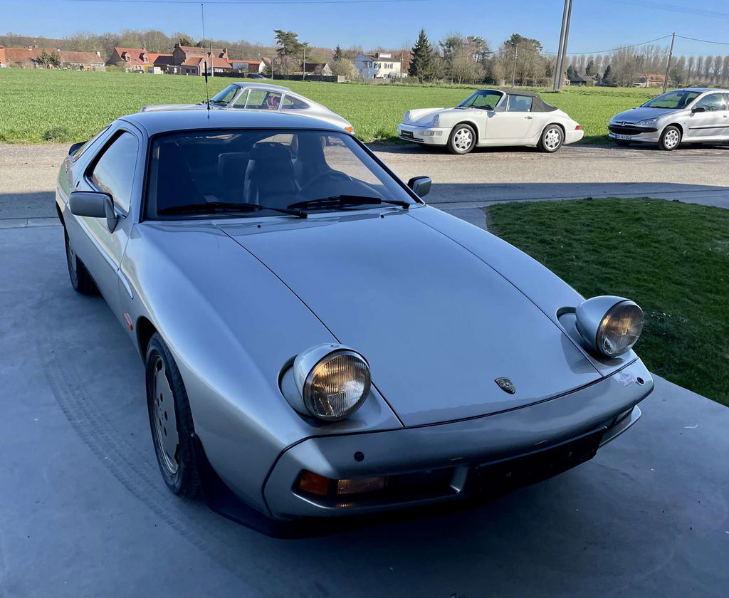 Porsche 928 S