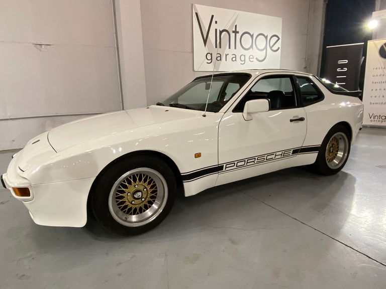 Porsche 944 Coupé