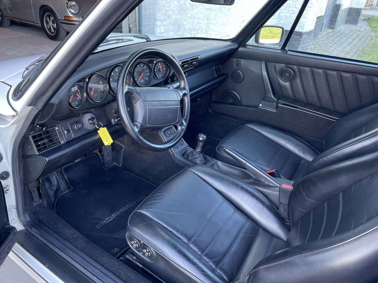 Porsche 964 Carrera 4