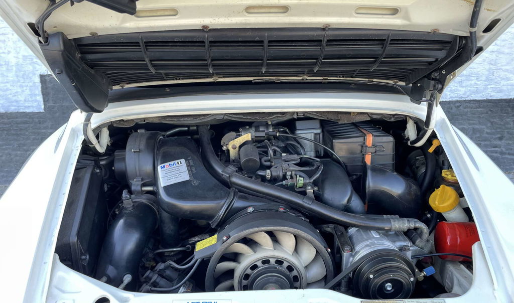 Porsche 964 Carrera 4