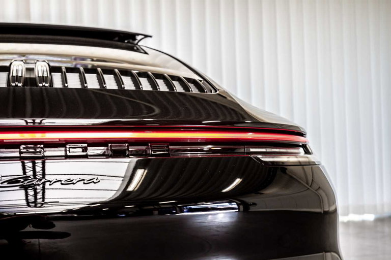 Porsche 992 Carrera