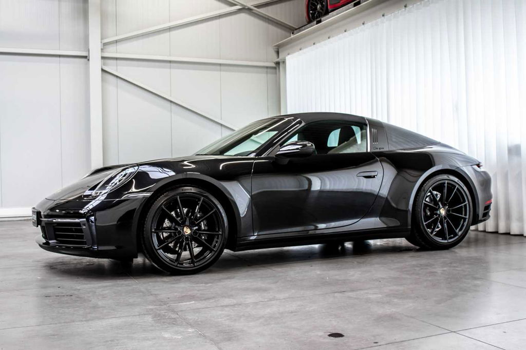 Porsche 992 Targa 4