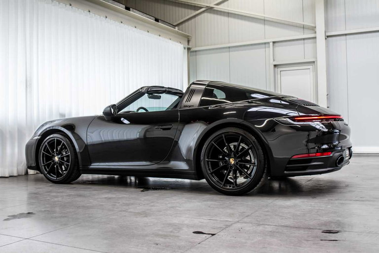 Porsche 992 Targa 4