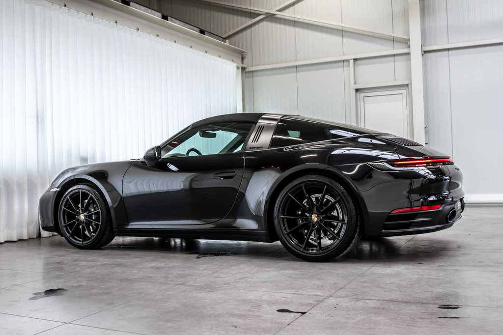 Porsche 992 Targa 4