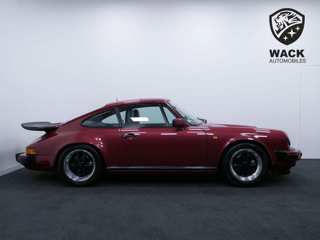 Porsche 911 Carrera 3.2