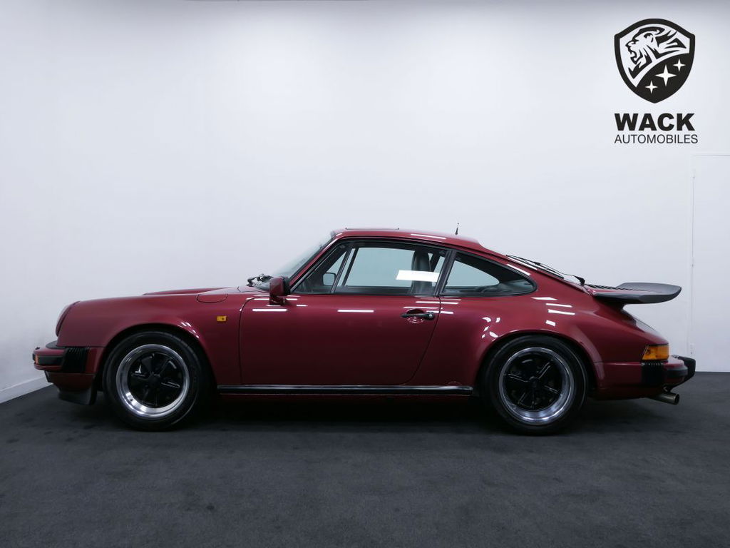 Porsche 911 Carrera 3.2