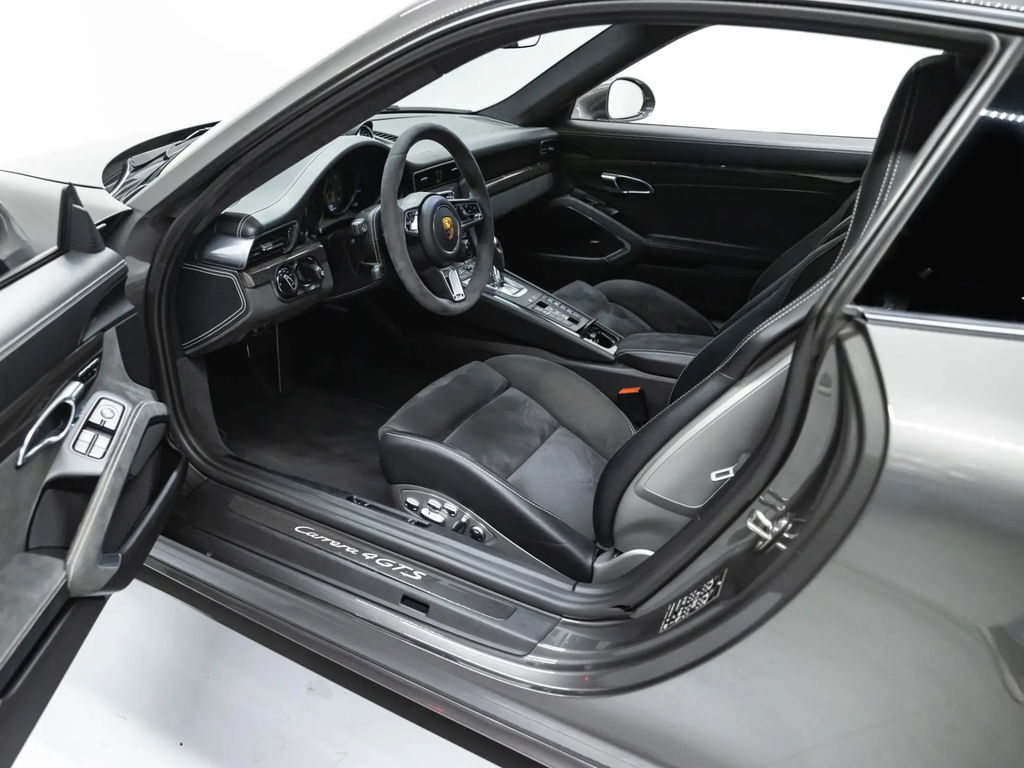 Porsche 991.2 Carrera 4 GTS