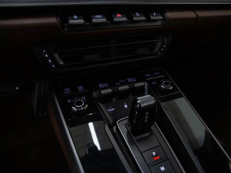 Porsche 992 Carrera 4S