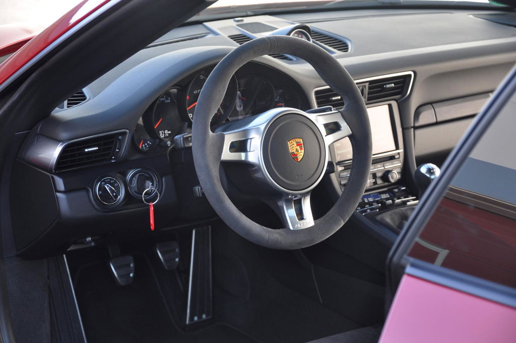 Porsche 991 Carrera GTS